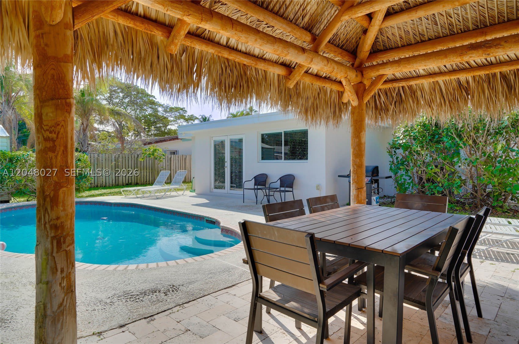 1660 Ne 26Th Ave – photo 3