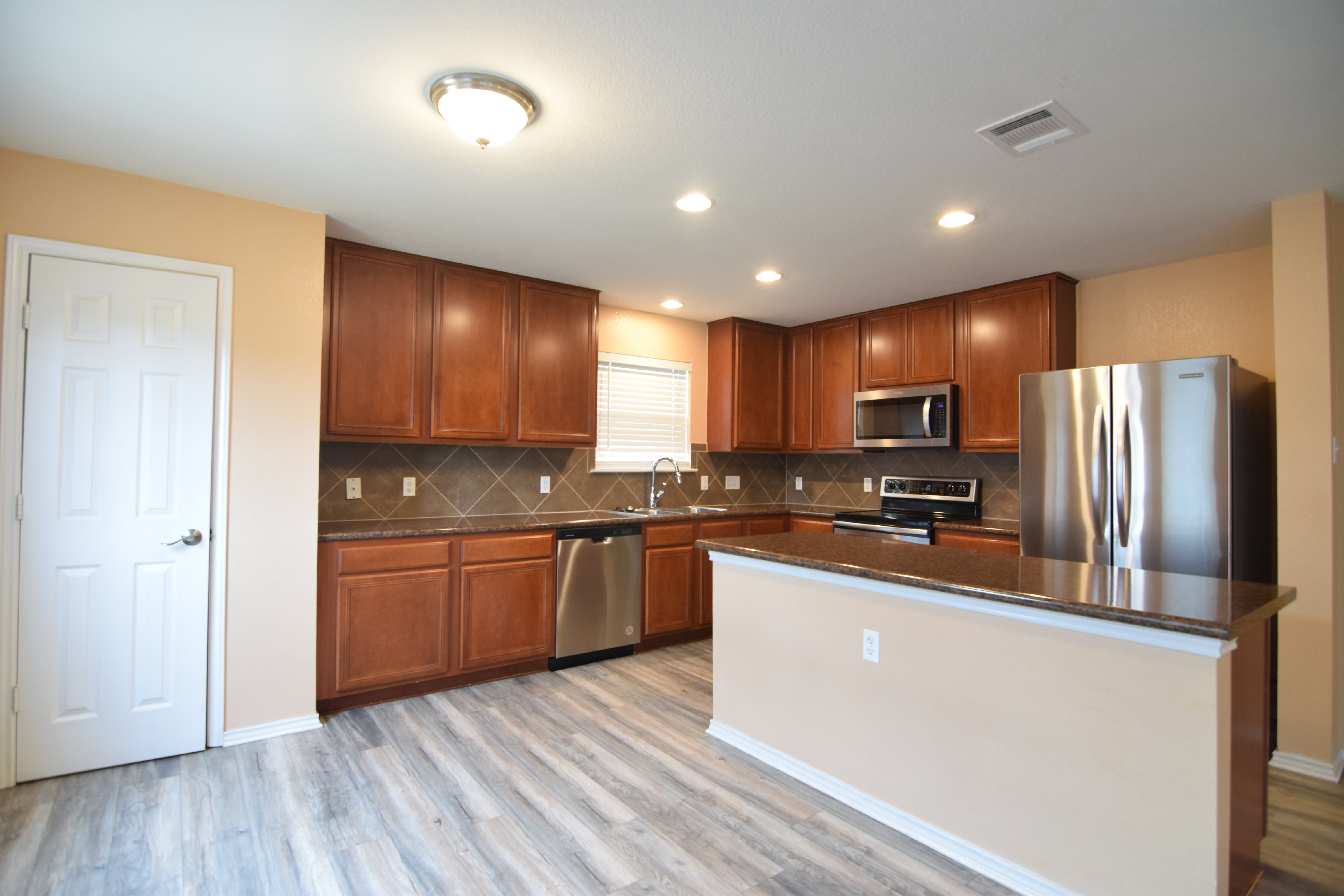 9141 Sage Loop Ct – photo 5