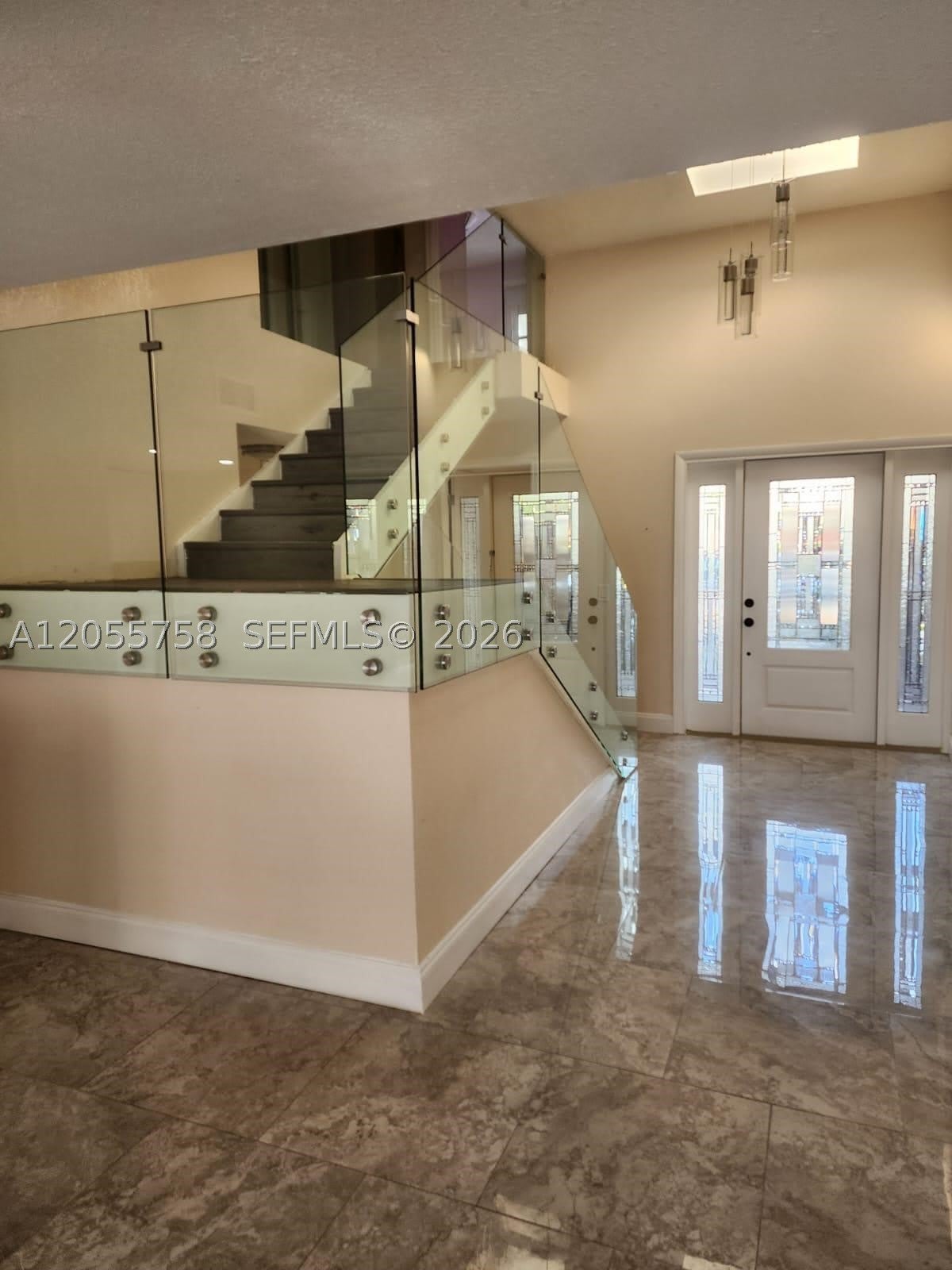 11130 N Lakeview Dr – photo 3