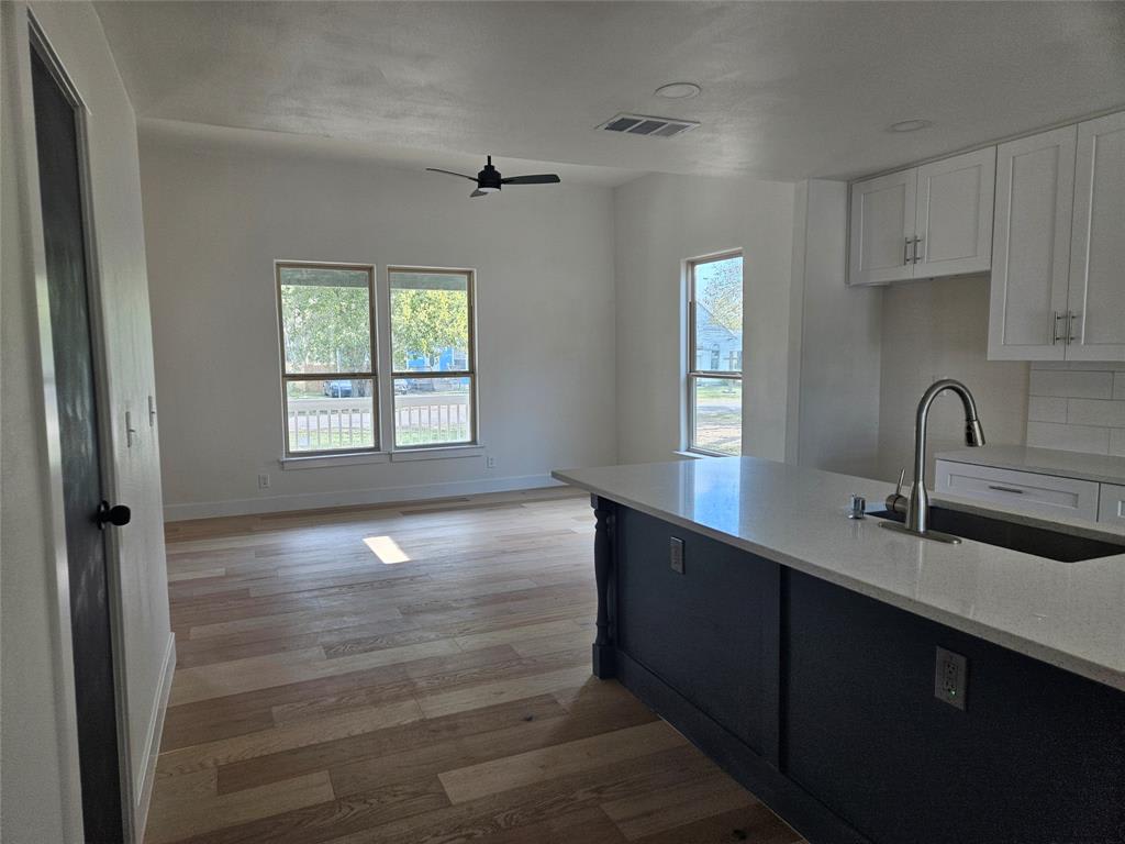 502 Walker Street – photo 5