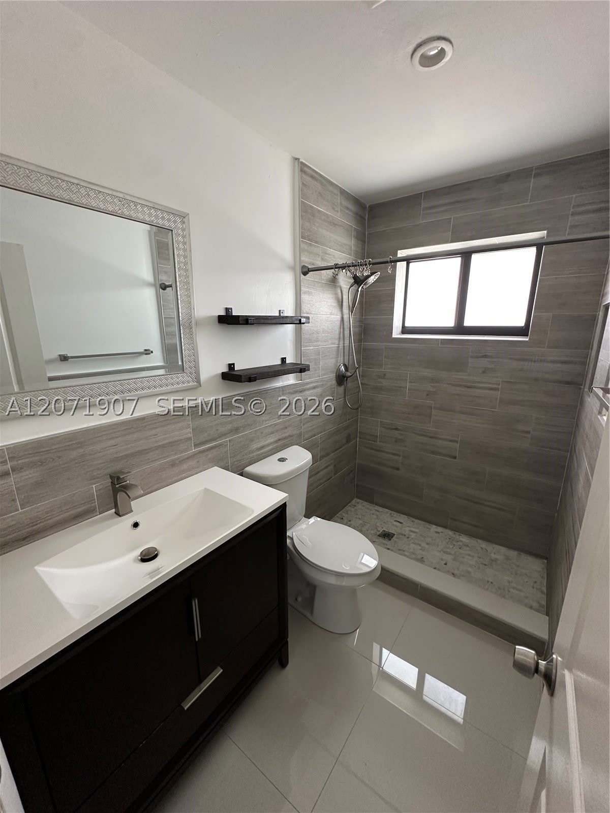 410 NW 65 Ave – photo 4