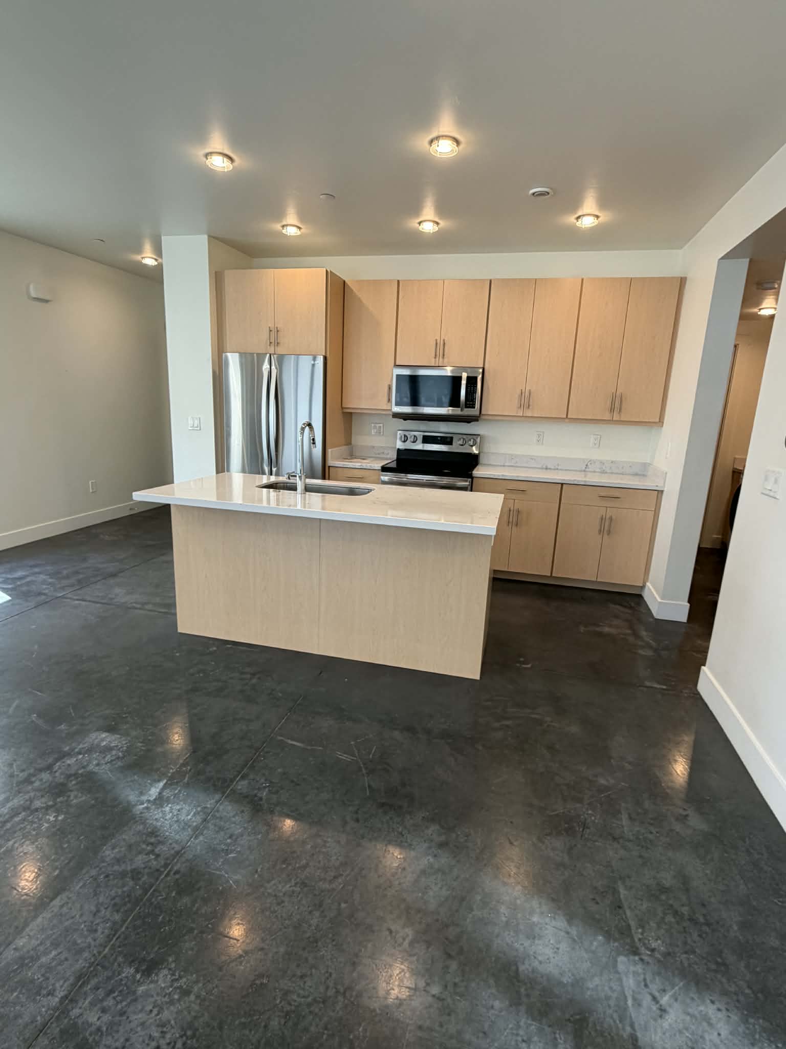 80 Beryl Ave Unit 3C – photo 3