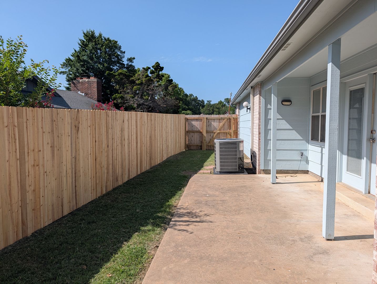 Spacious 3 Bedroom Duplex With Modern Comforts And Room To Roam – photo 5