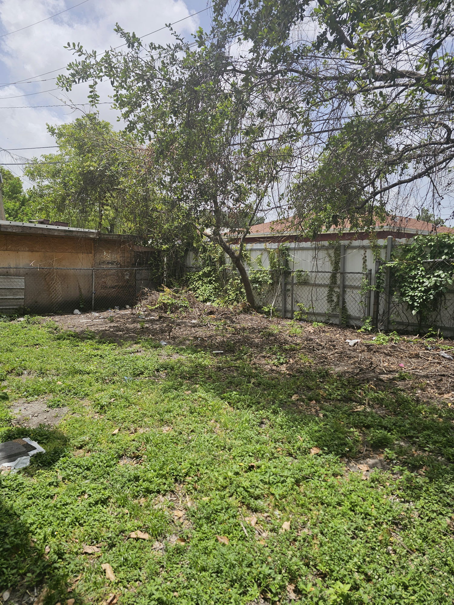 3225 Northwest 48th Street – photo 4