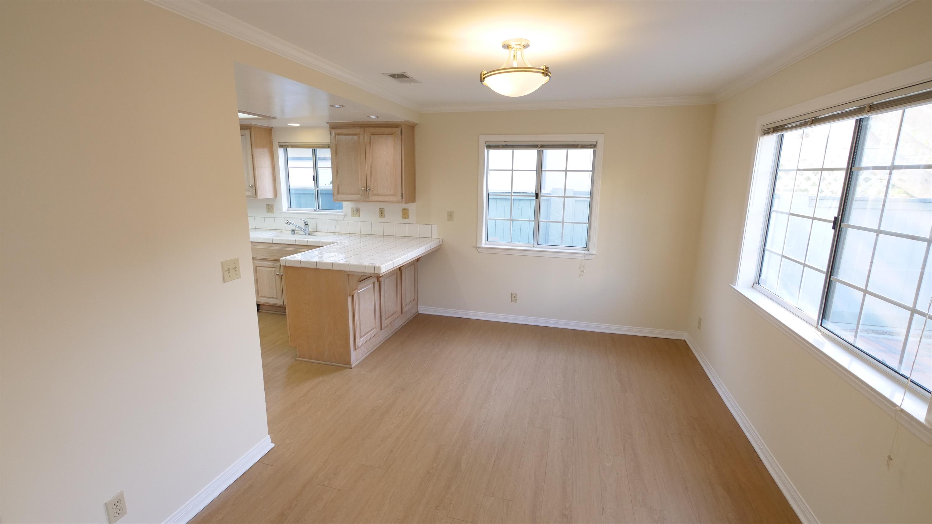 2219 Gates Avenue B – photo 4