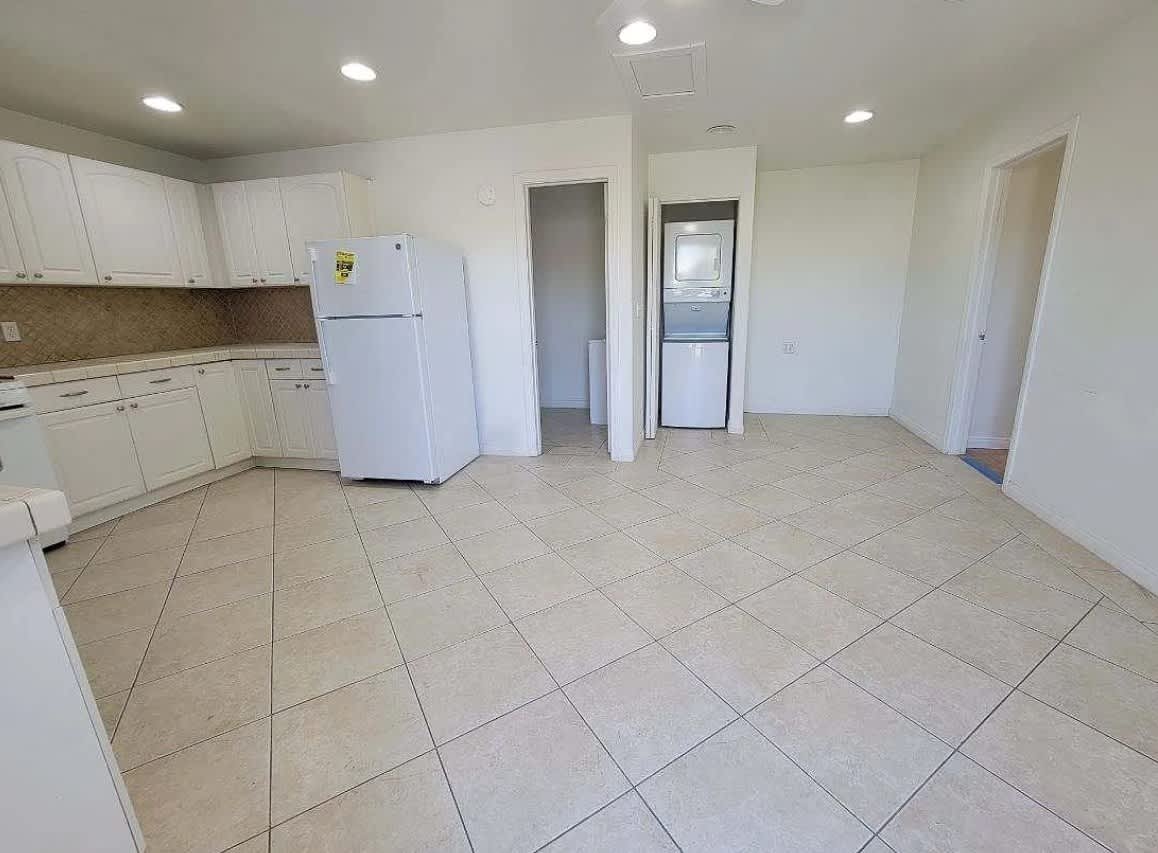 210 Goetting Way – photo 4