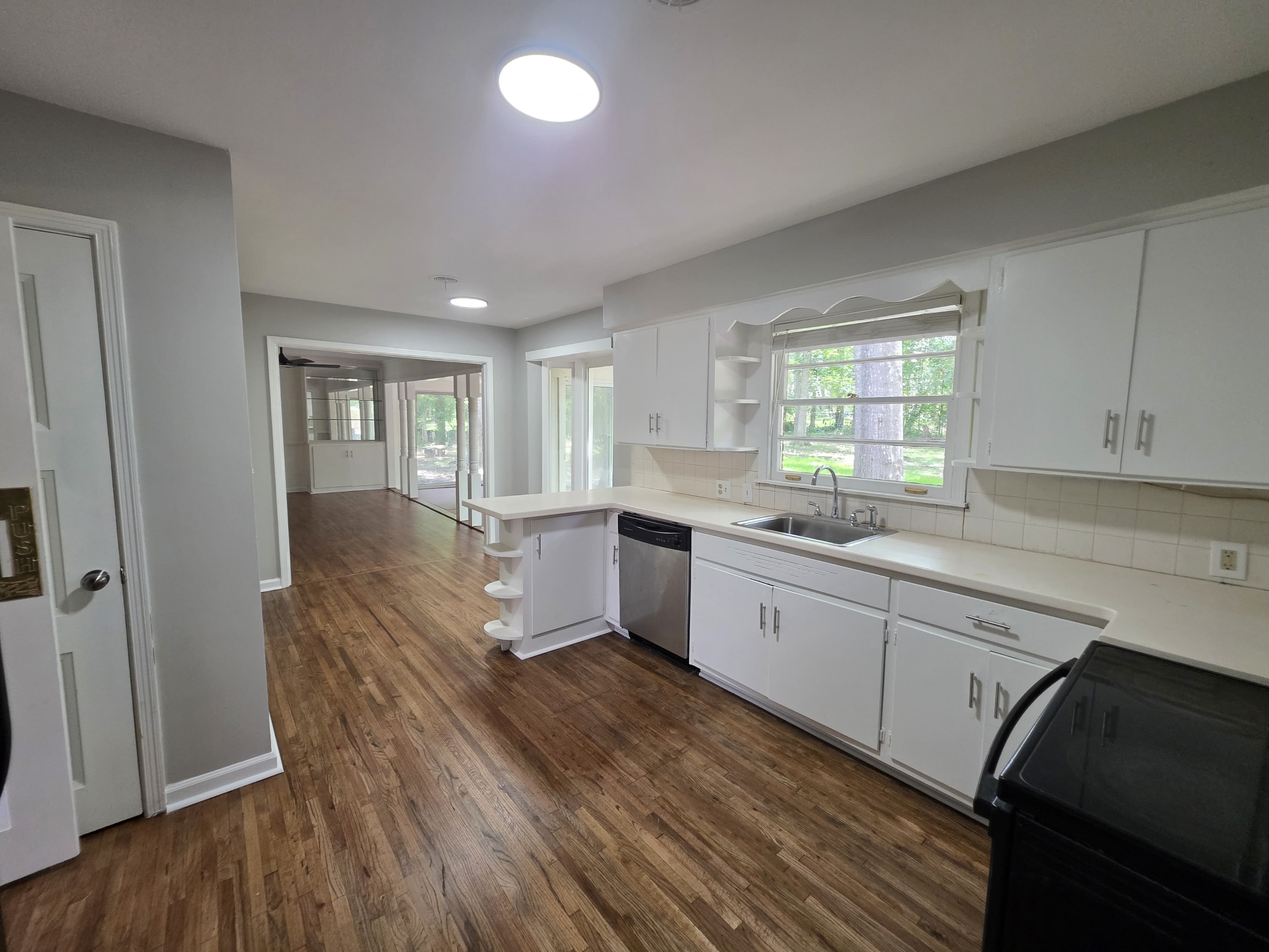 2663 Ashlawn Drive – photo 5