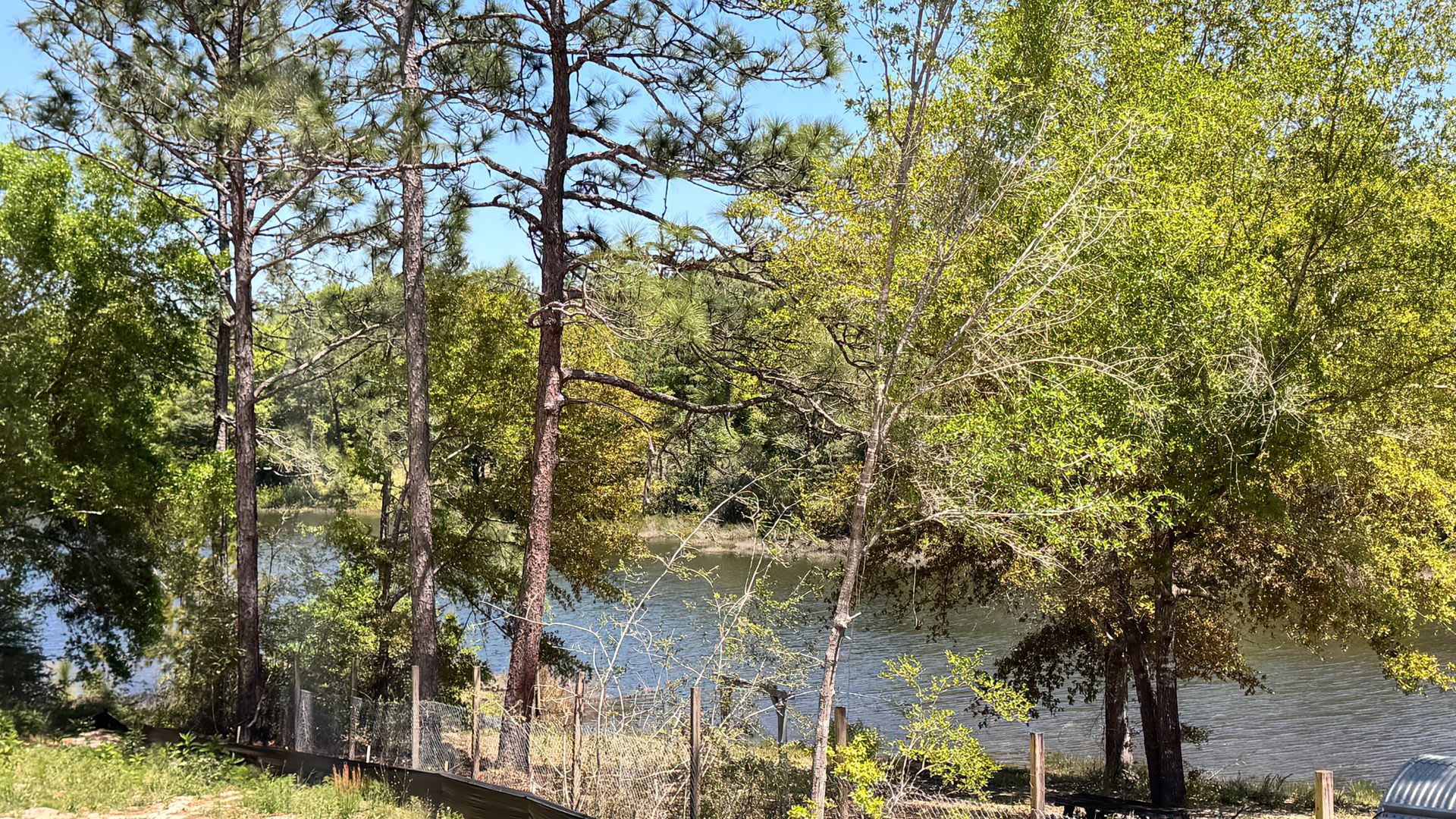 SPECTACULAR WATER-VIEW W/ LARGE DECK NEWER MOBILE HOME – photo 2