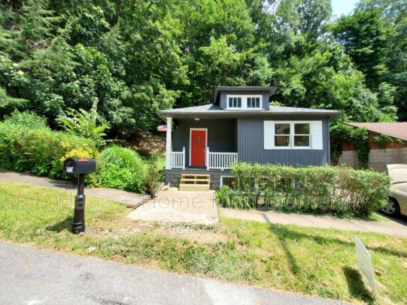 517 Washington Street – photo 1