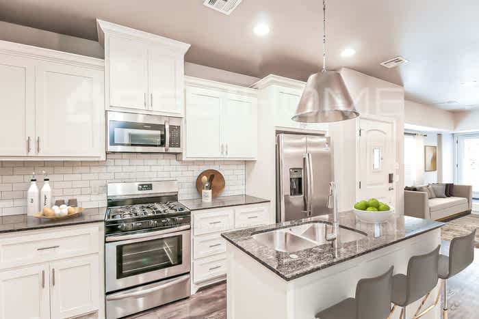 421 Windhill Ave – photo 3
