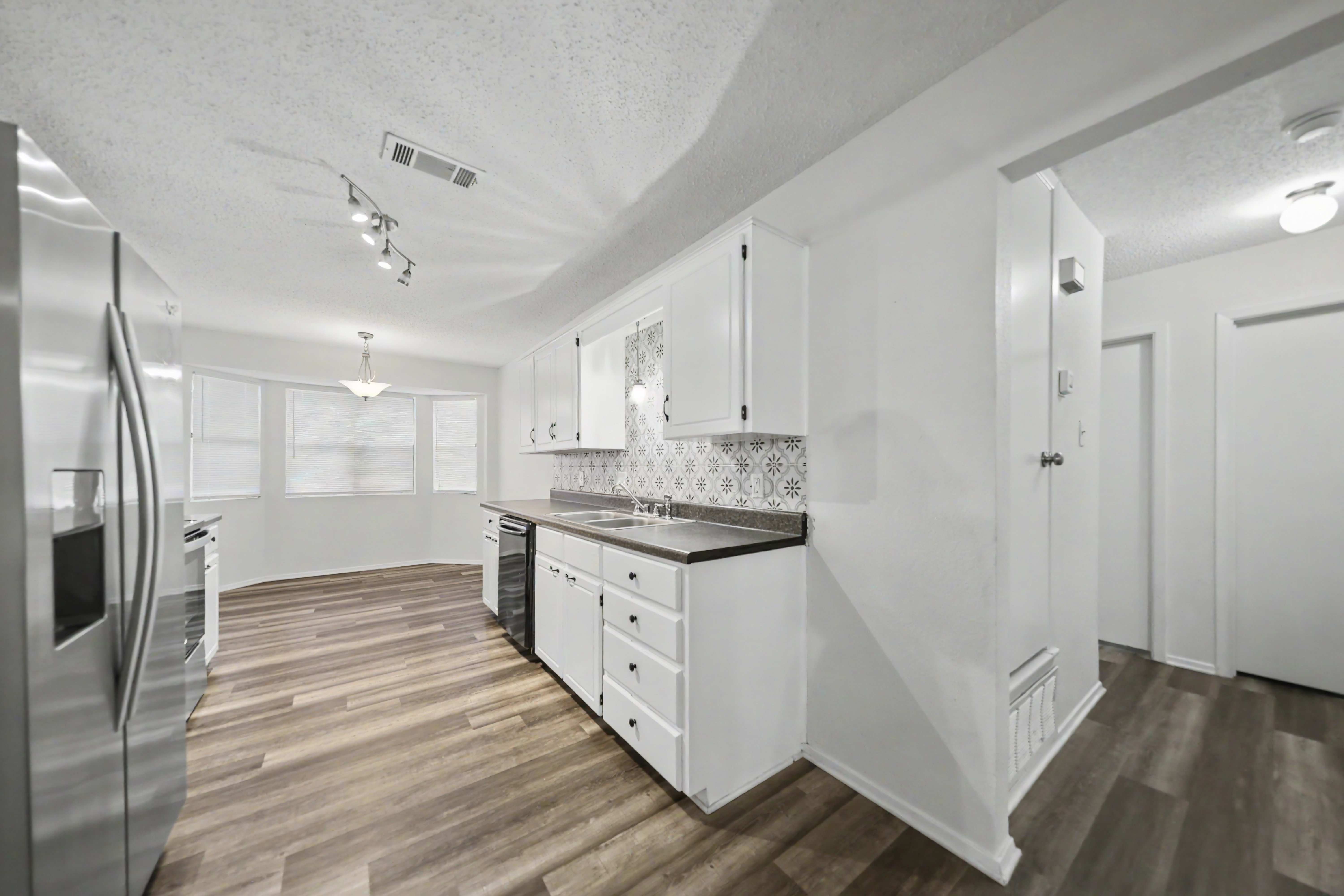 2904 Boyd Ave – photo 5