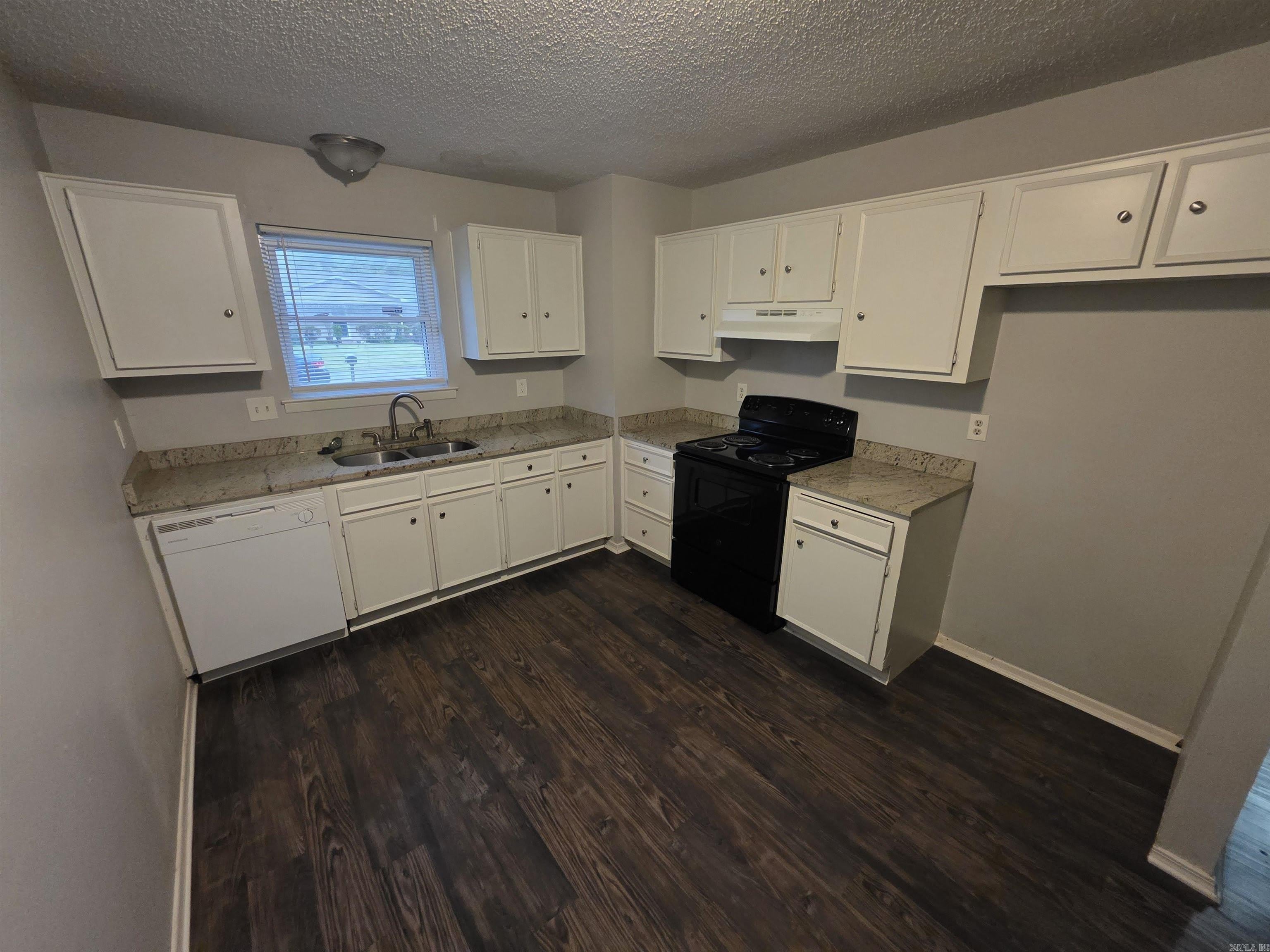 21 Brookway Lane – photo 4