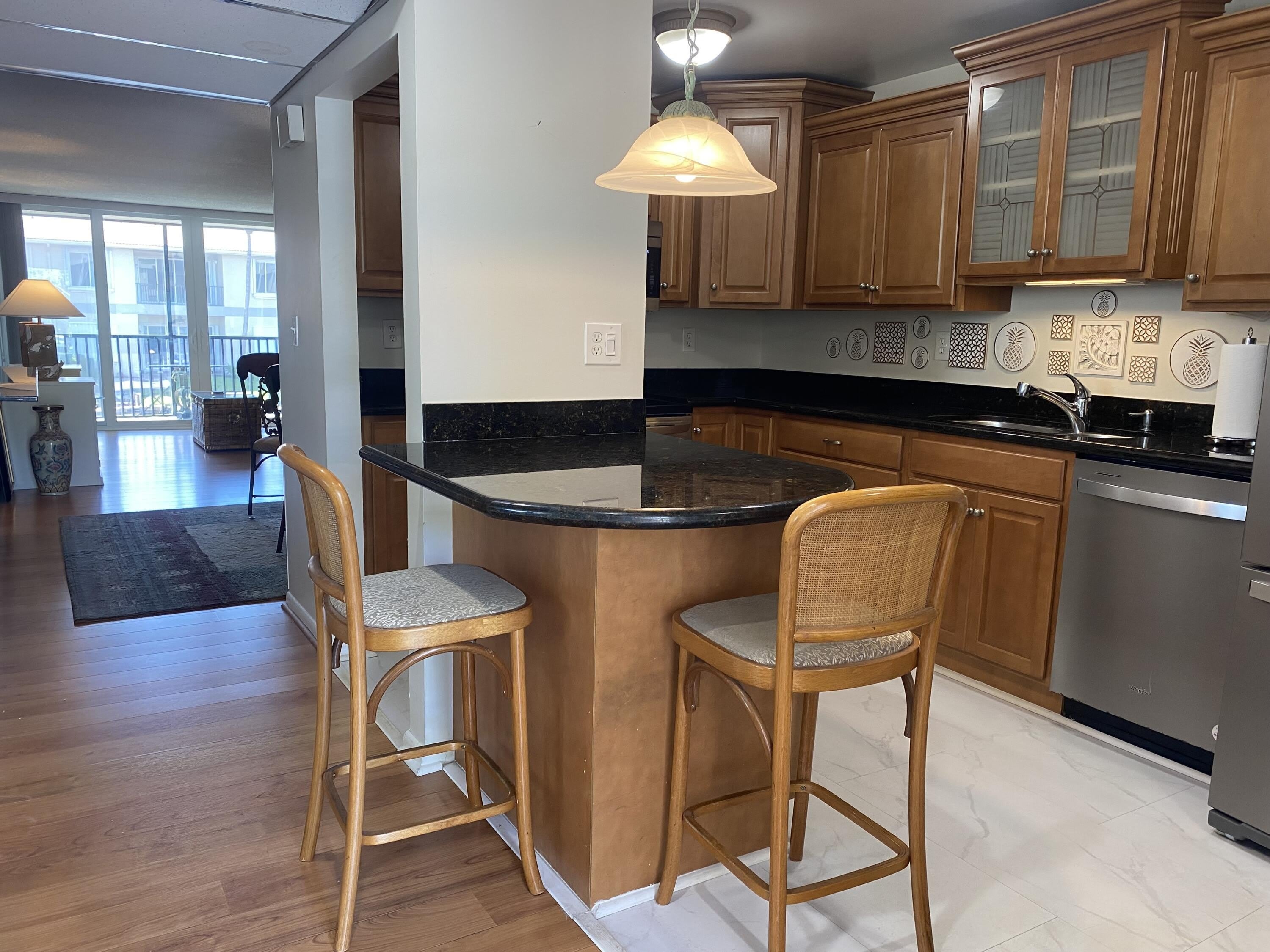1 Royal Palm Way – photo 2