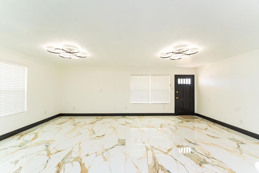 4209 Redbud Ave – photo 4