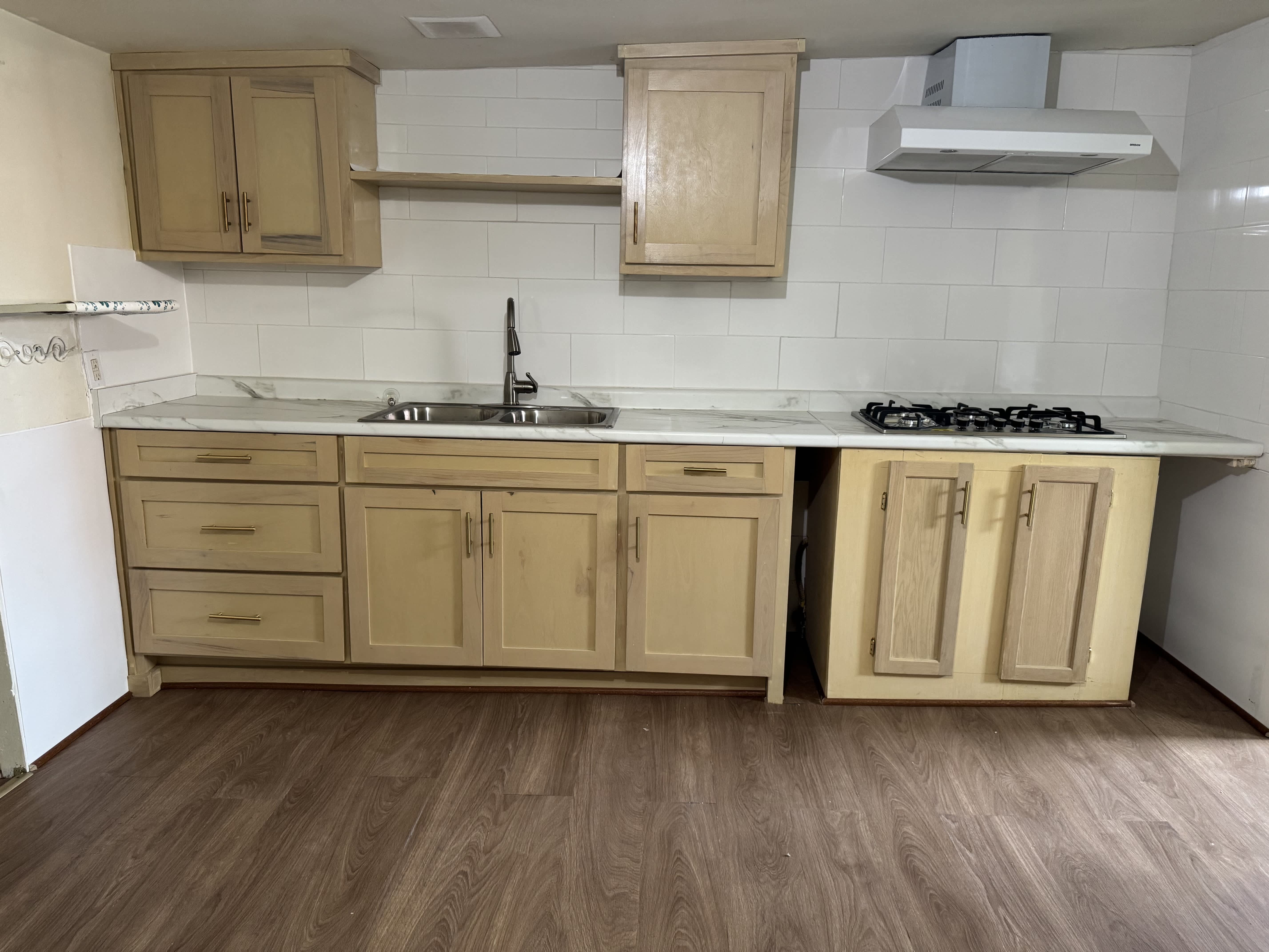 403 East Elk Street – photo 2