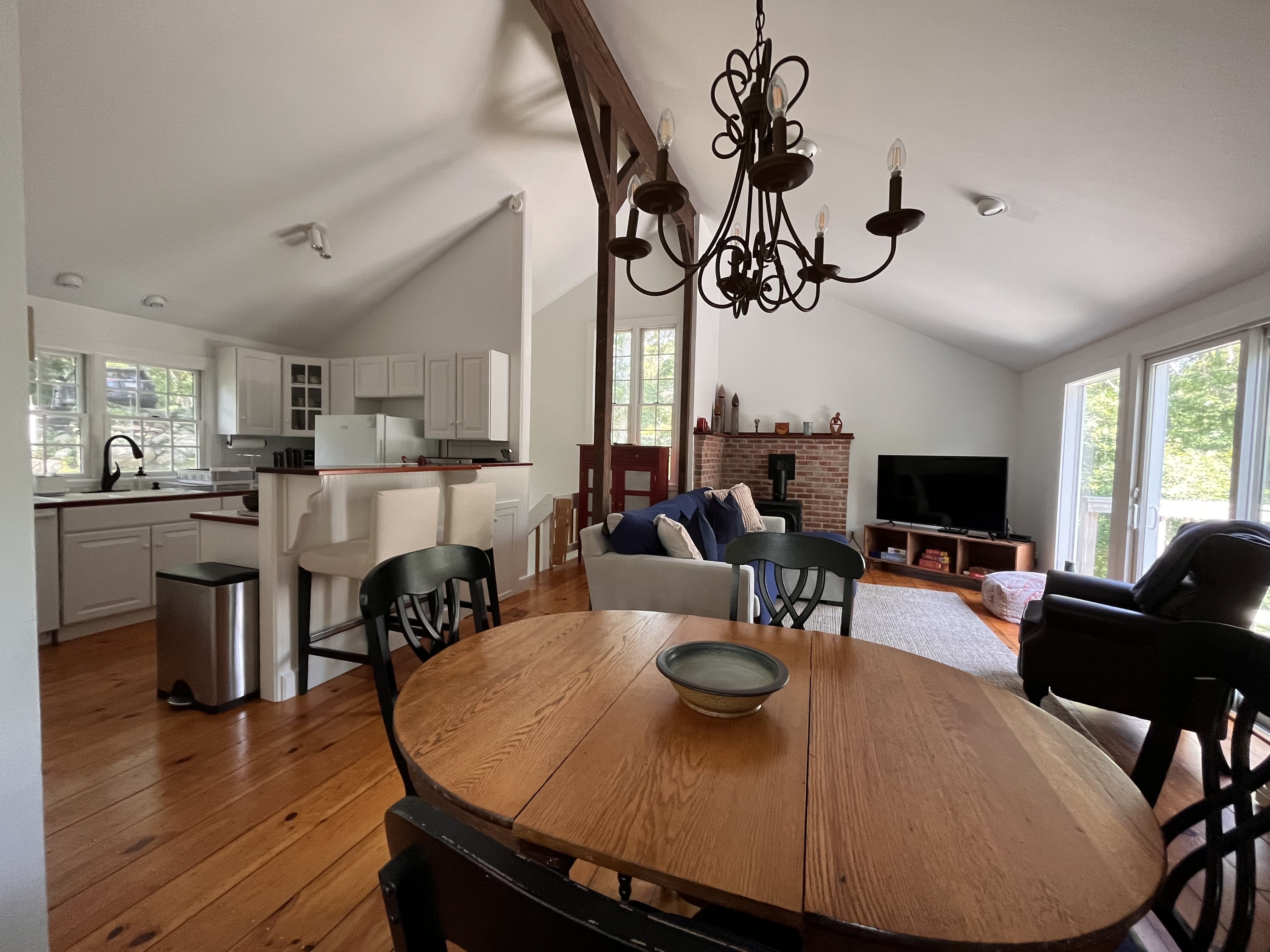 36 Circuit Avenue – photo 2