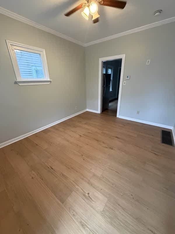 2927 East 115th Street – photo 2