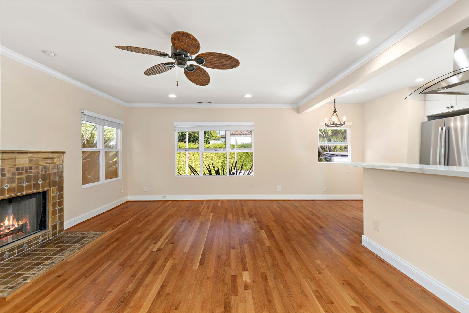 Fantastic 2Br 1Ba House With Backyard In The Heart Of West Hollywood Beverly Hills – photo 5
