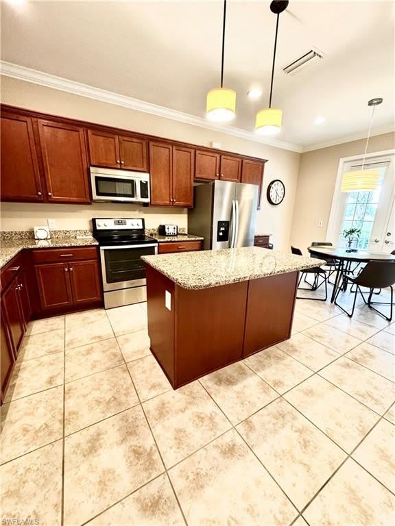 6421 Liberty St – photo 5