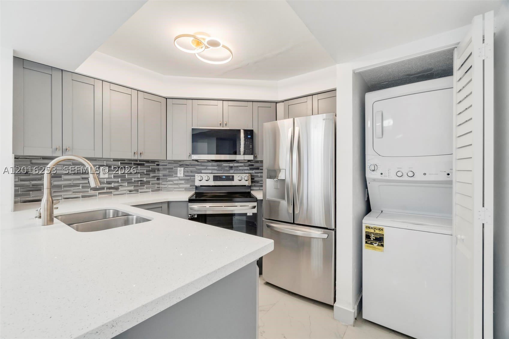 8275 SW 152nd Ave – photo 1