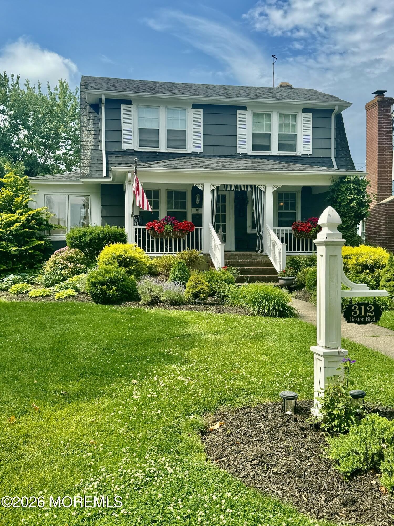 312 Boston Boulevard – photo 1