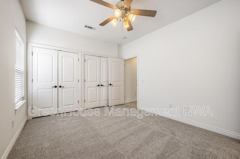 4003 SW Hawthorne Place – photo 3