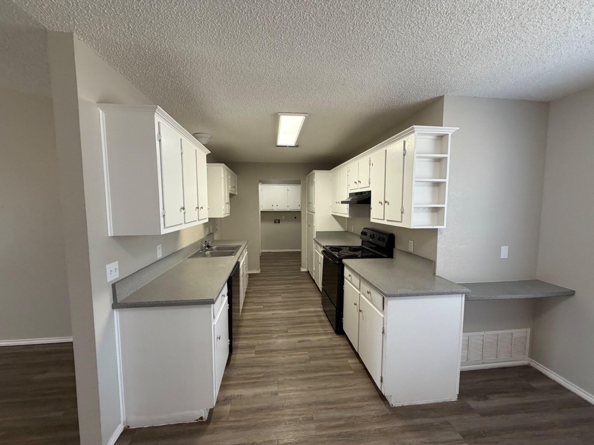 238 Genoa Avenue – photo 5