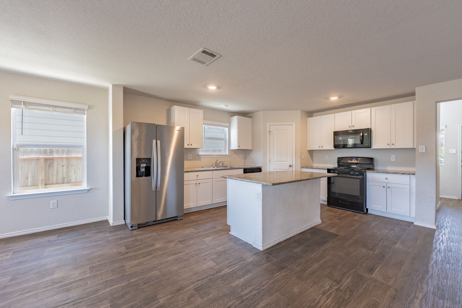 Rental Home – photo 5