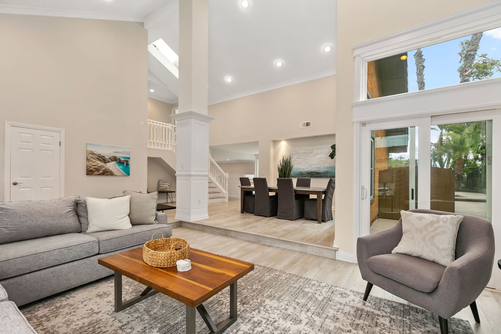 Spacious and Bright Furnished 4 Bedroom Home in Gated Community – photo 3