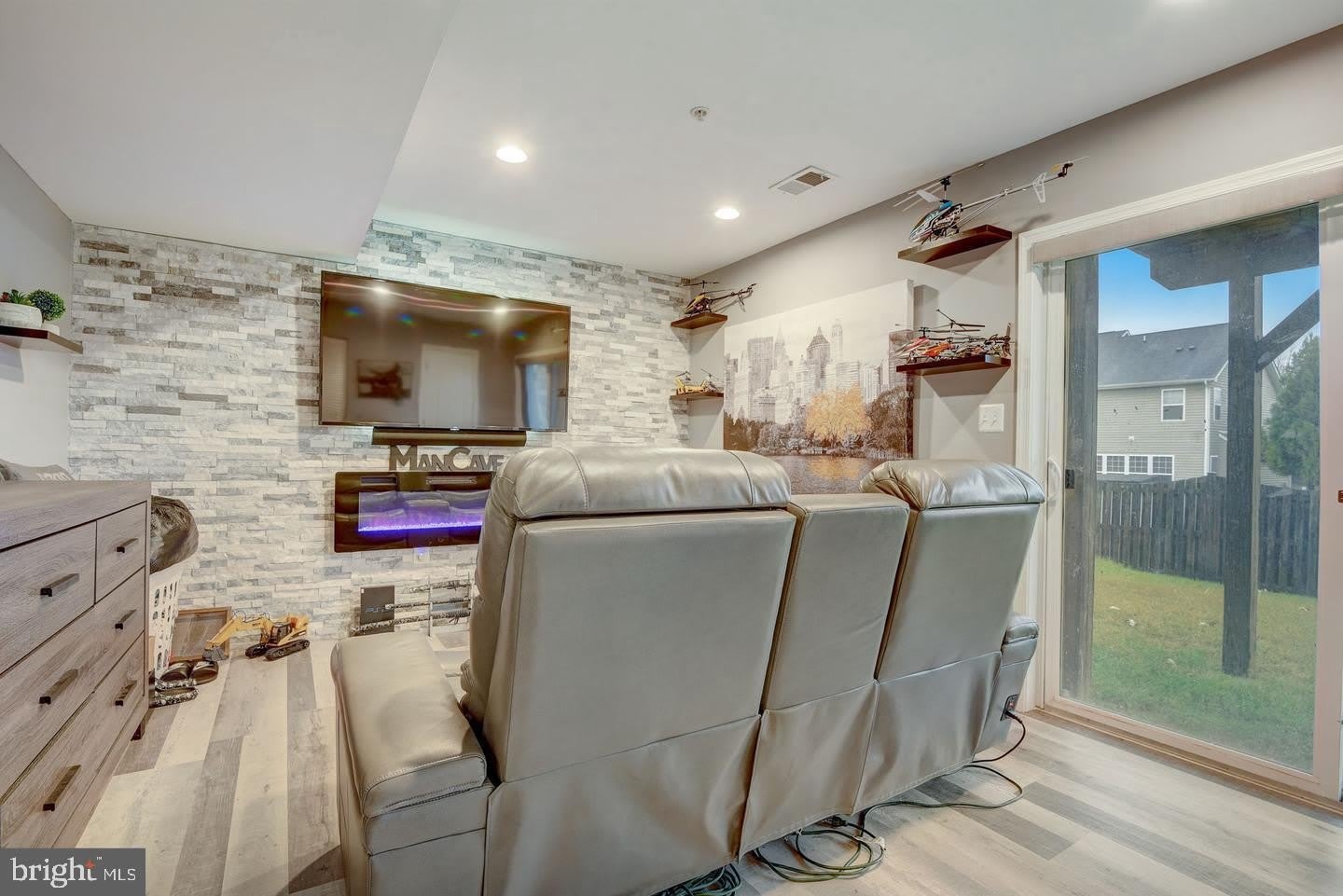 7111 BEISSEL Court – photo 4