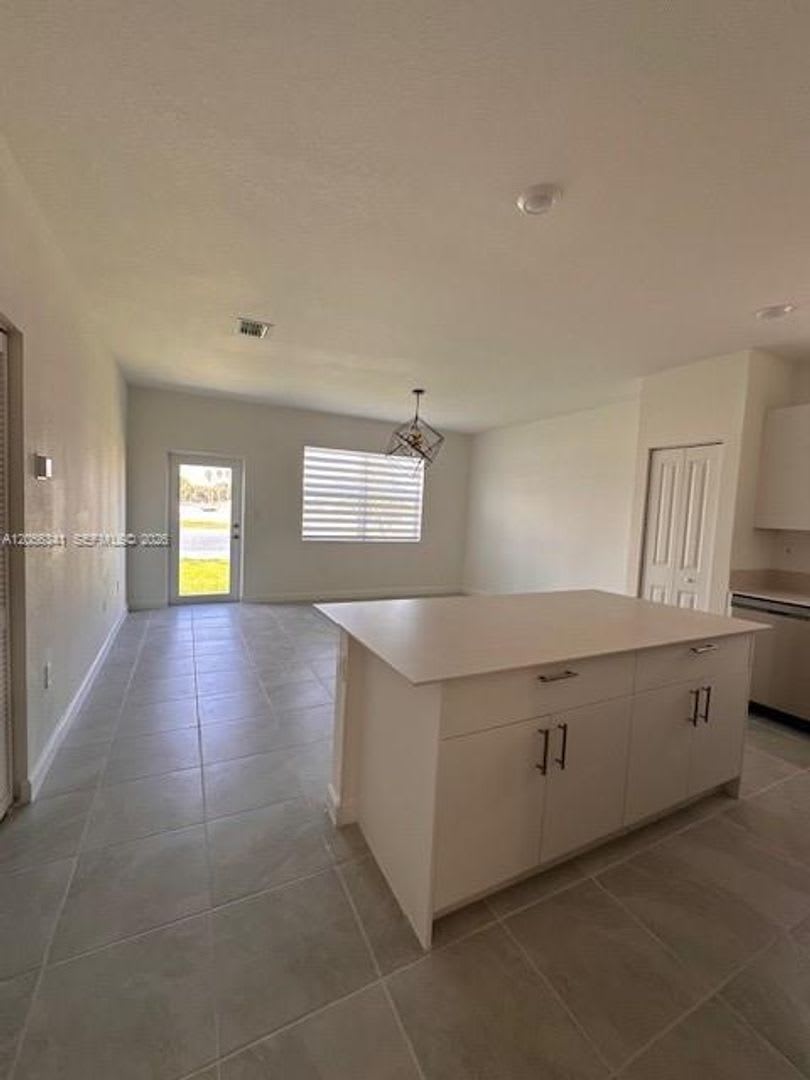 2265 SE 30th Street Master, Homestead, FL 33035 – photo 3