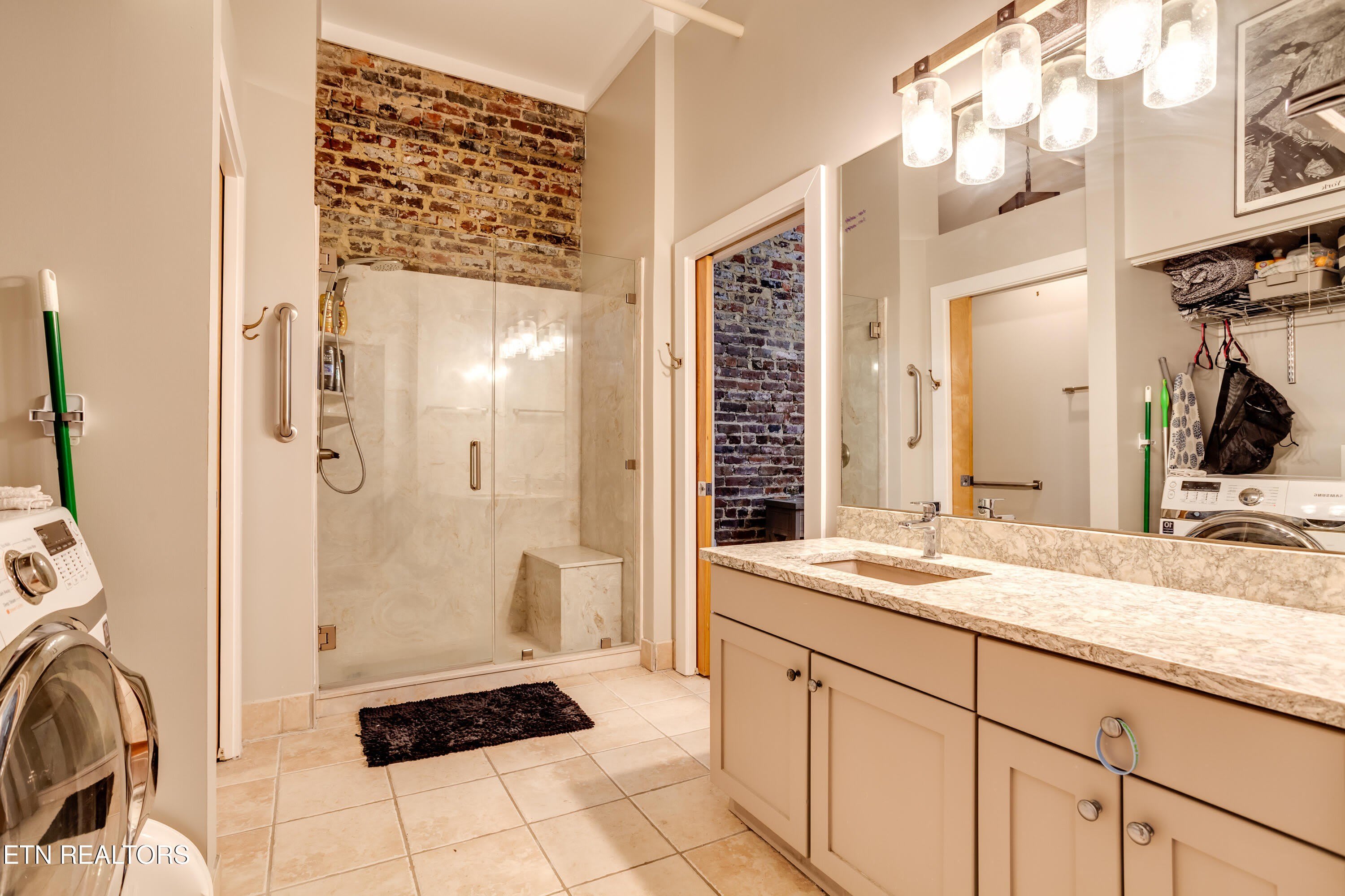418 S Gay St – photo 5