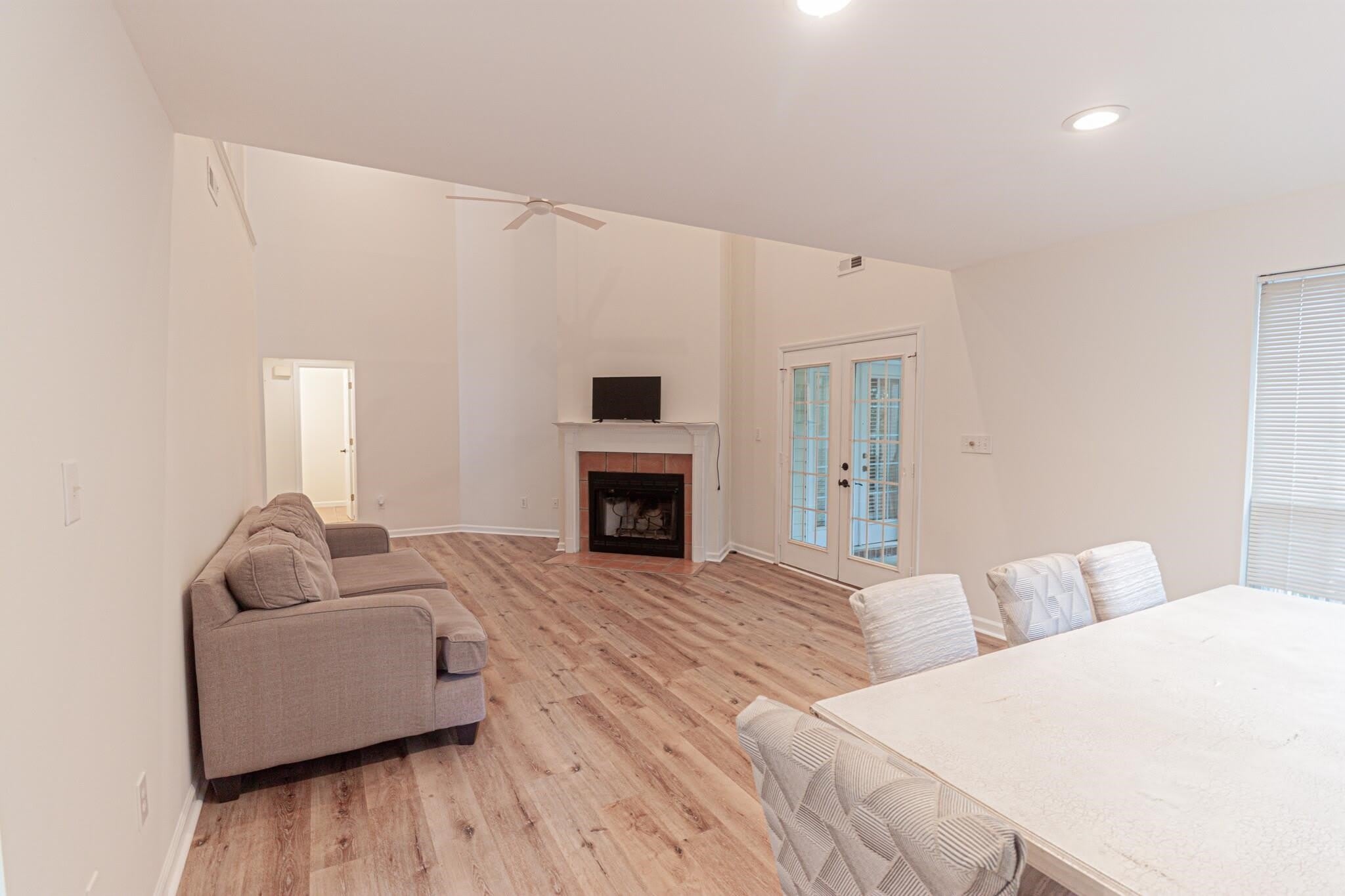 1813 Windmere Way – photo 5