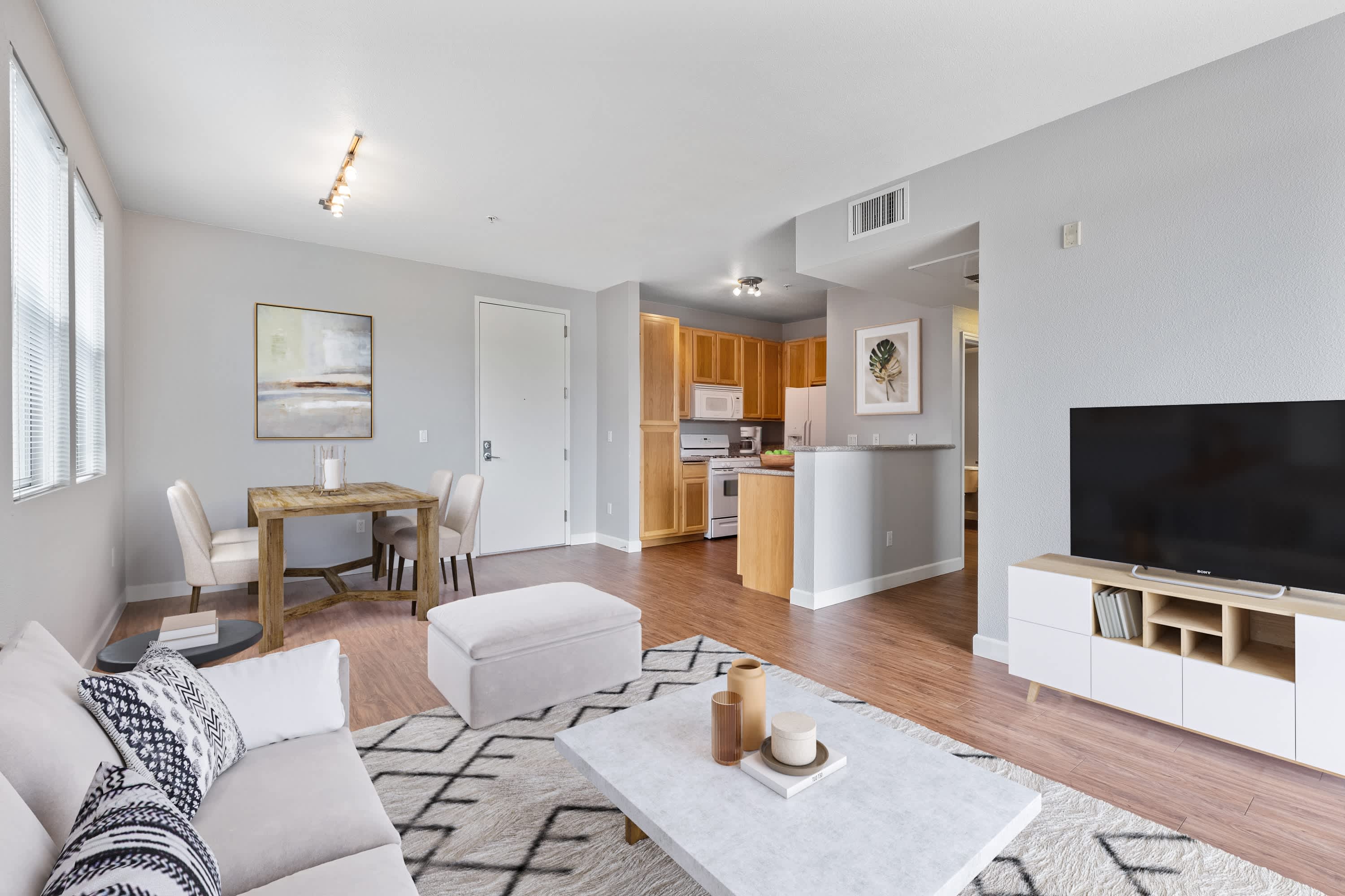 Theatre Square Apartments – photo 4