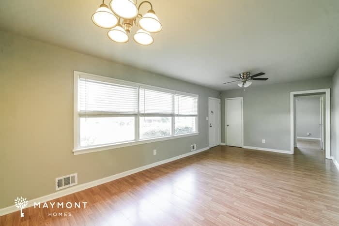 933 Clay Road Southwest – photo 5