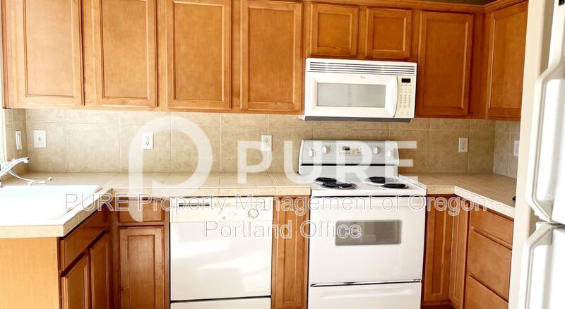 2806 Raymond St – photo 5