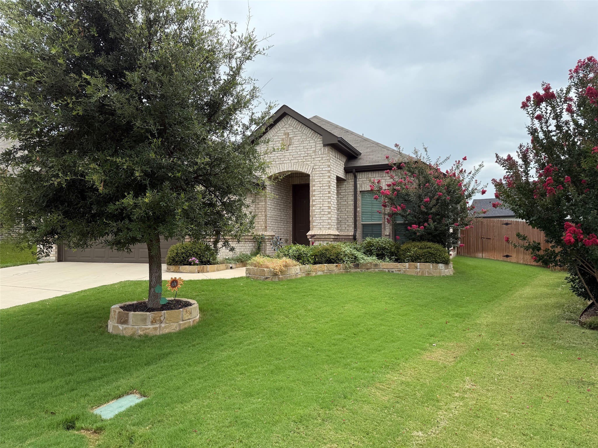 2517 Hadley Street – photo 3
