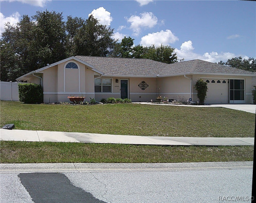 1035 S Brookfield Drive – photo 2