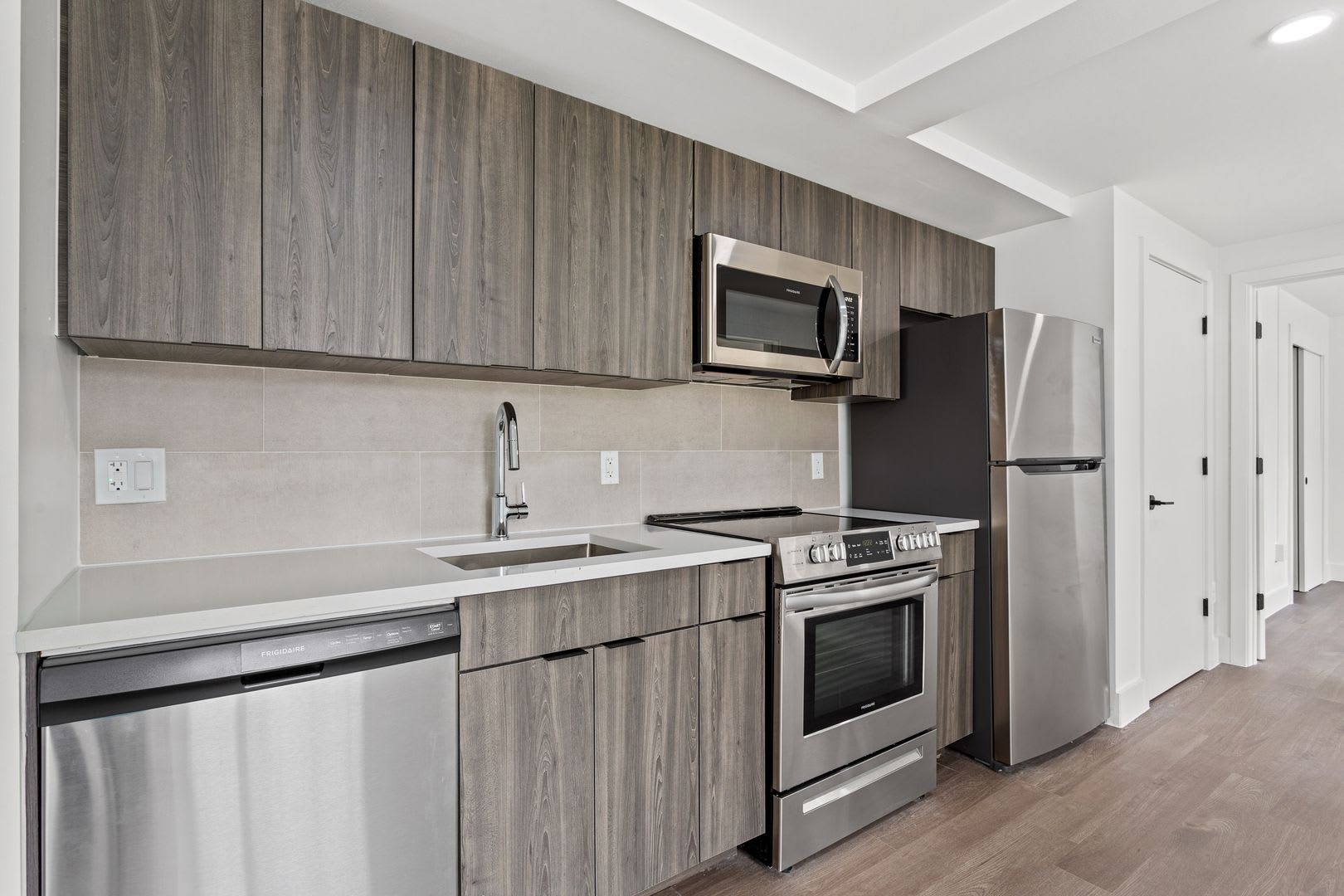 Welcome to The Doreen at 5910 14th St NW – photo 3