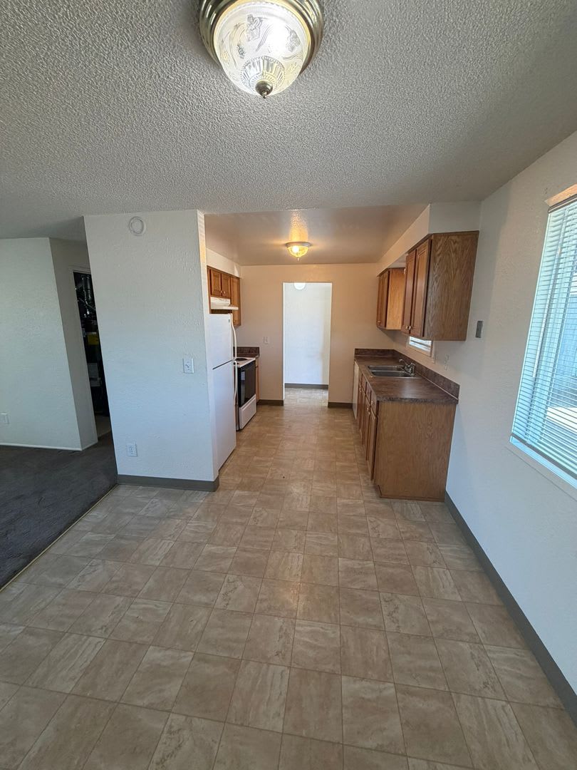 2523 Pine Ln SE – photo 4