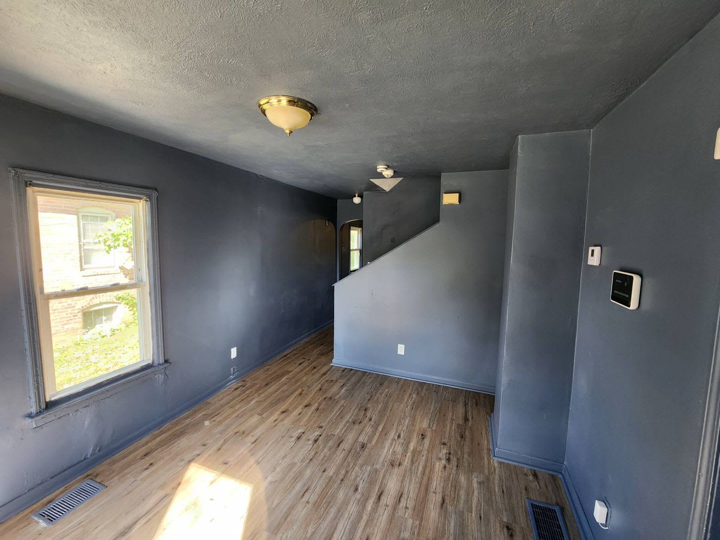 Charming 3 Bedroom Property In Prime Location – photo 3