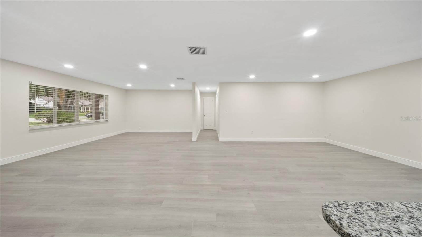 2662 DERBYSHIRE Road – photo 5