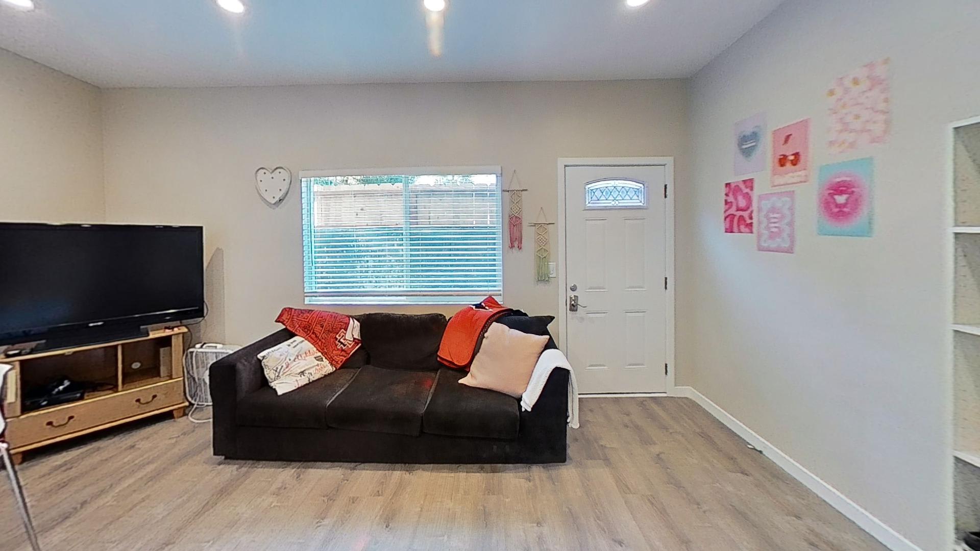 5138 Alumni Pl. – photo 2