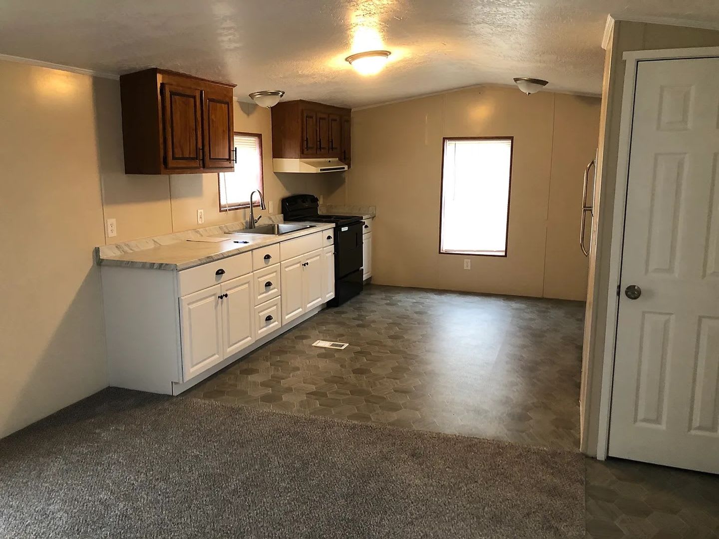 Great 2 Bedroom 1 Bathroom Home In North Pointe – photo 5