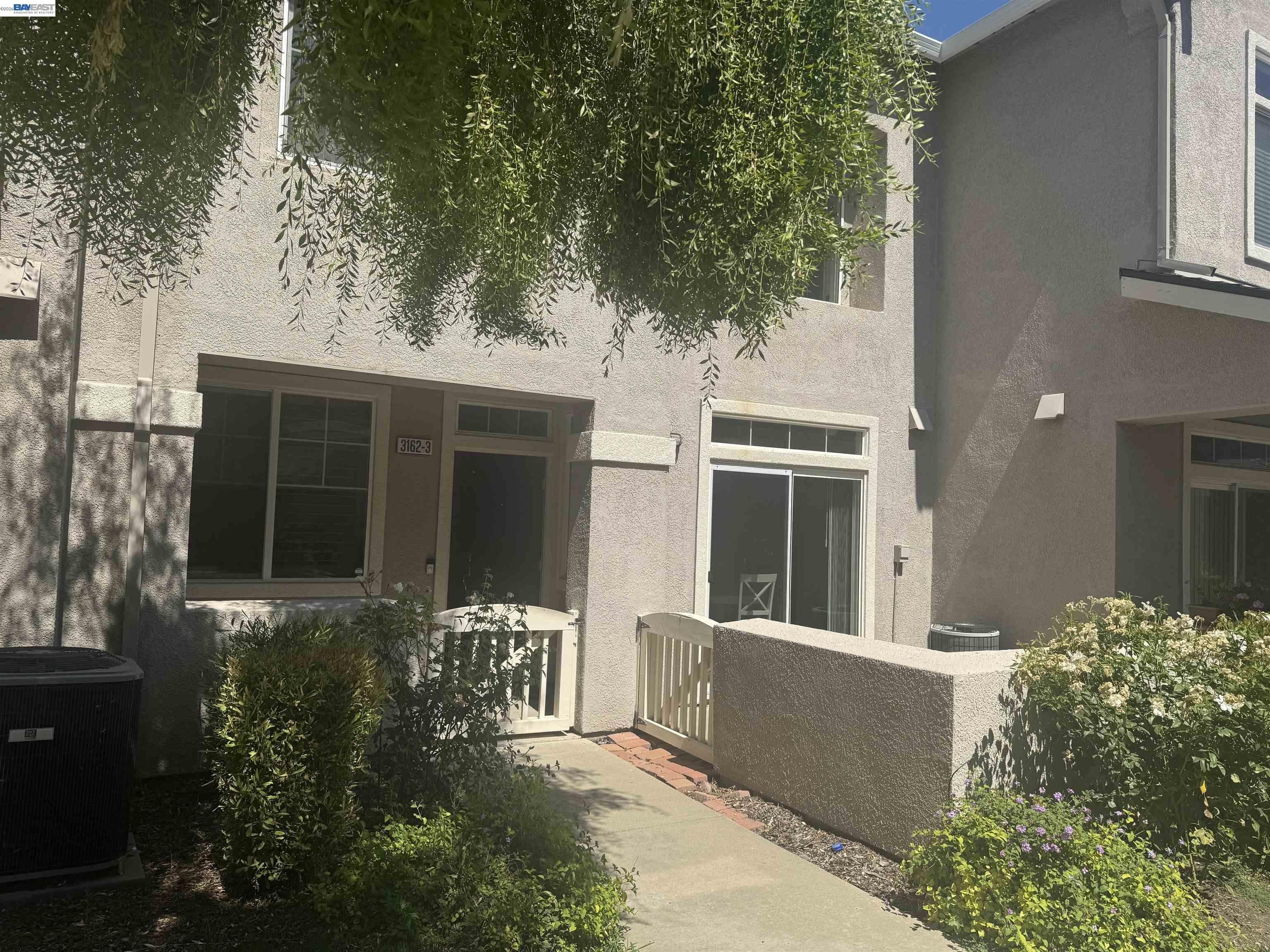 3162 Golden Crest Cmn – photo 1