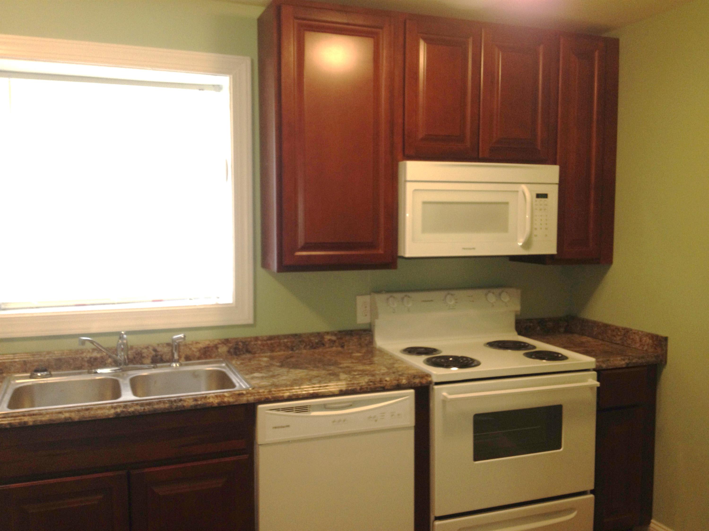 10430 Greenwood Rd – photo 3