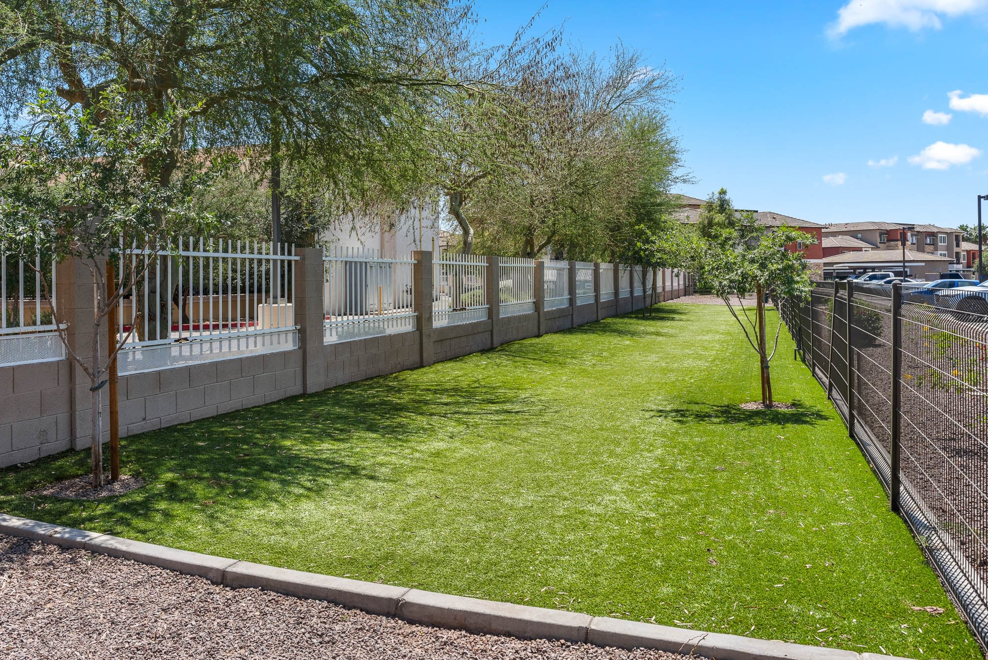 Altair Apartments – photo 2
