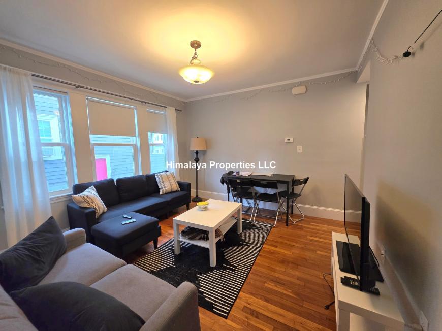 17 Frederick Ave. – photo 4