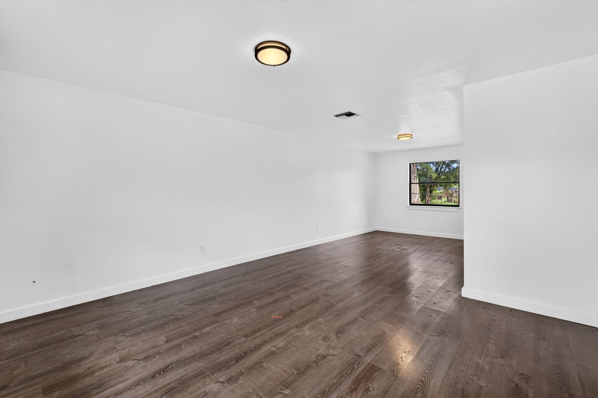 5989 COCONUT Boulevard – photo 4