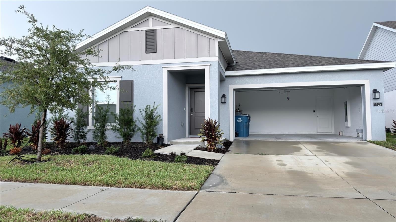 1129 Deepwater Circle – photo 2